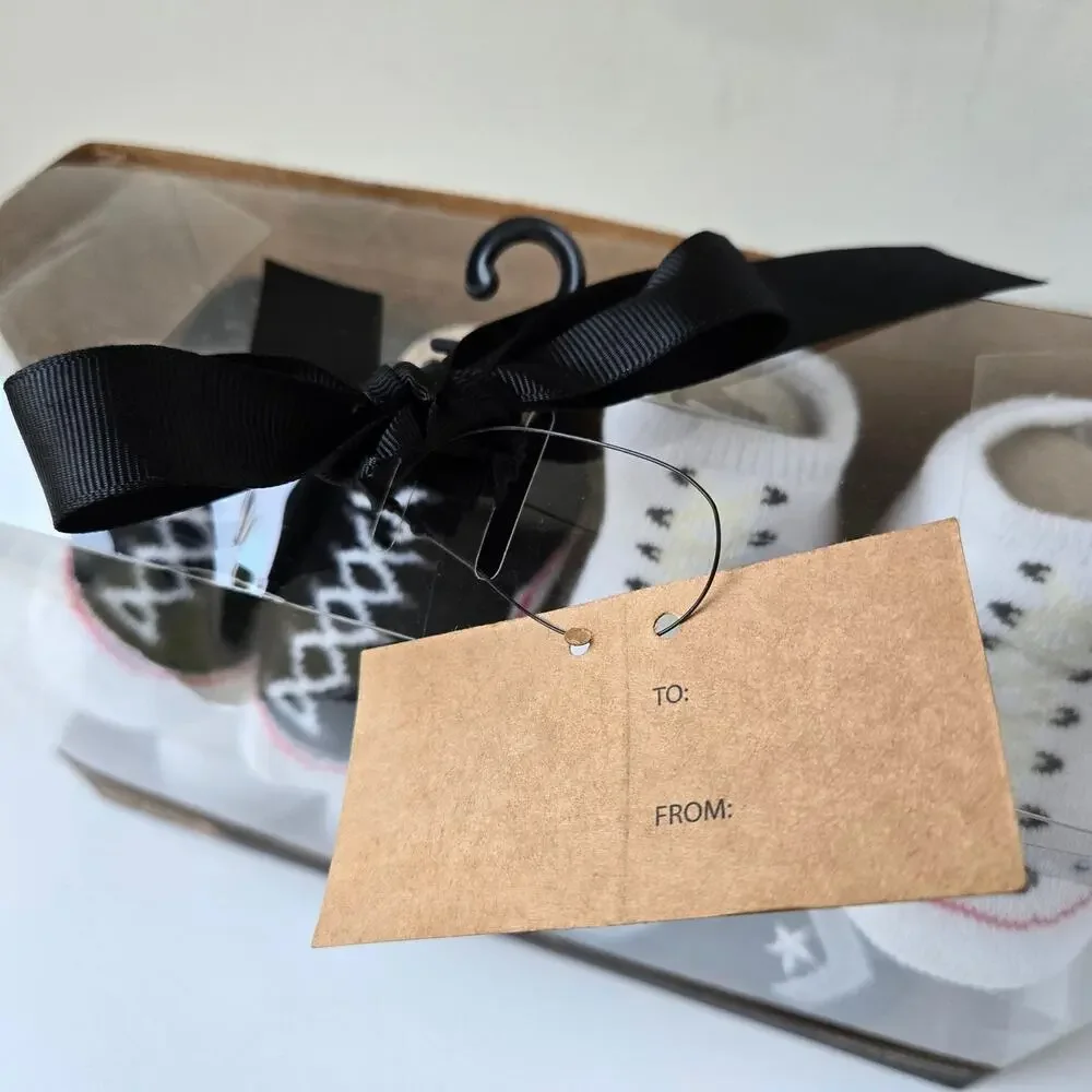 Converse All Star NEW 4-Pack Infant Booties Socks Size 0-6 Months NIB Gift Box
